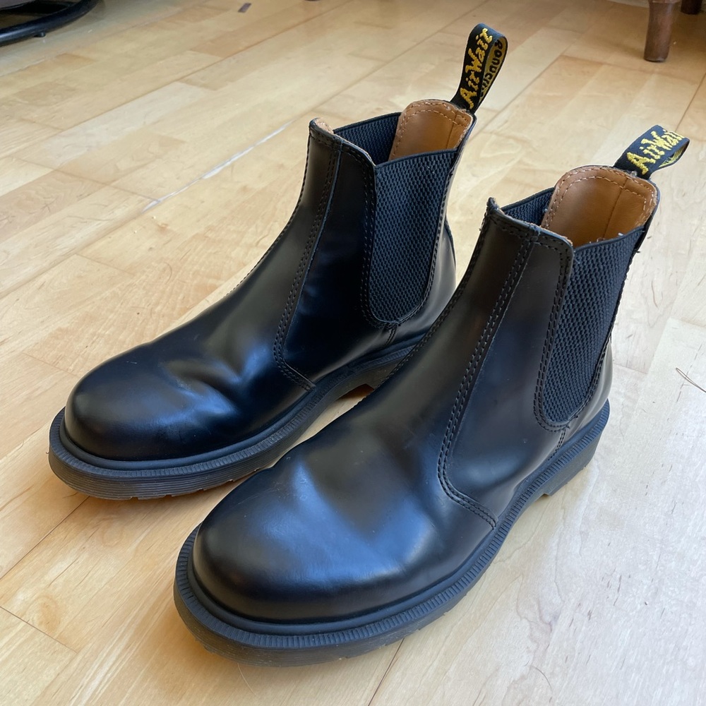 Dr. Martens Chelsea Boots